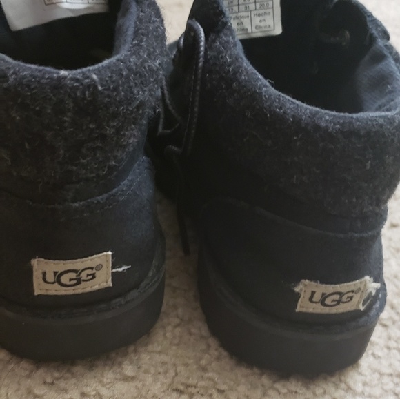 UGG - Picture 7 of 8
